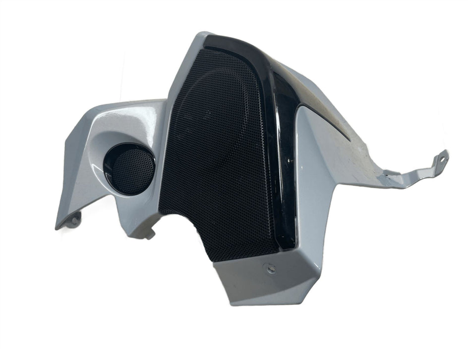 2020 BMW K1600B Bagger Front right speaker panel cover 46638409610