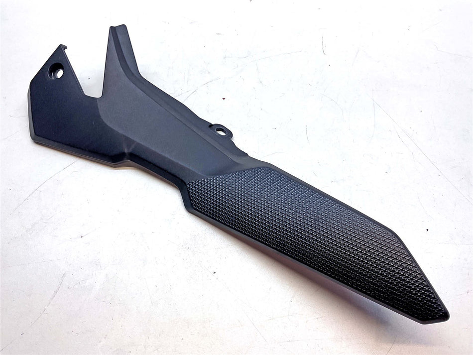 2023 Honda CB750A Right Side Panel - 83511MLBD00