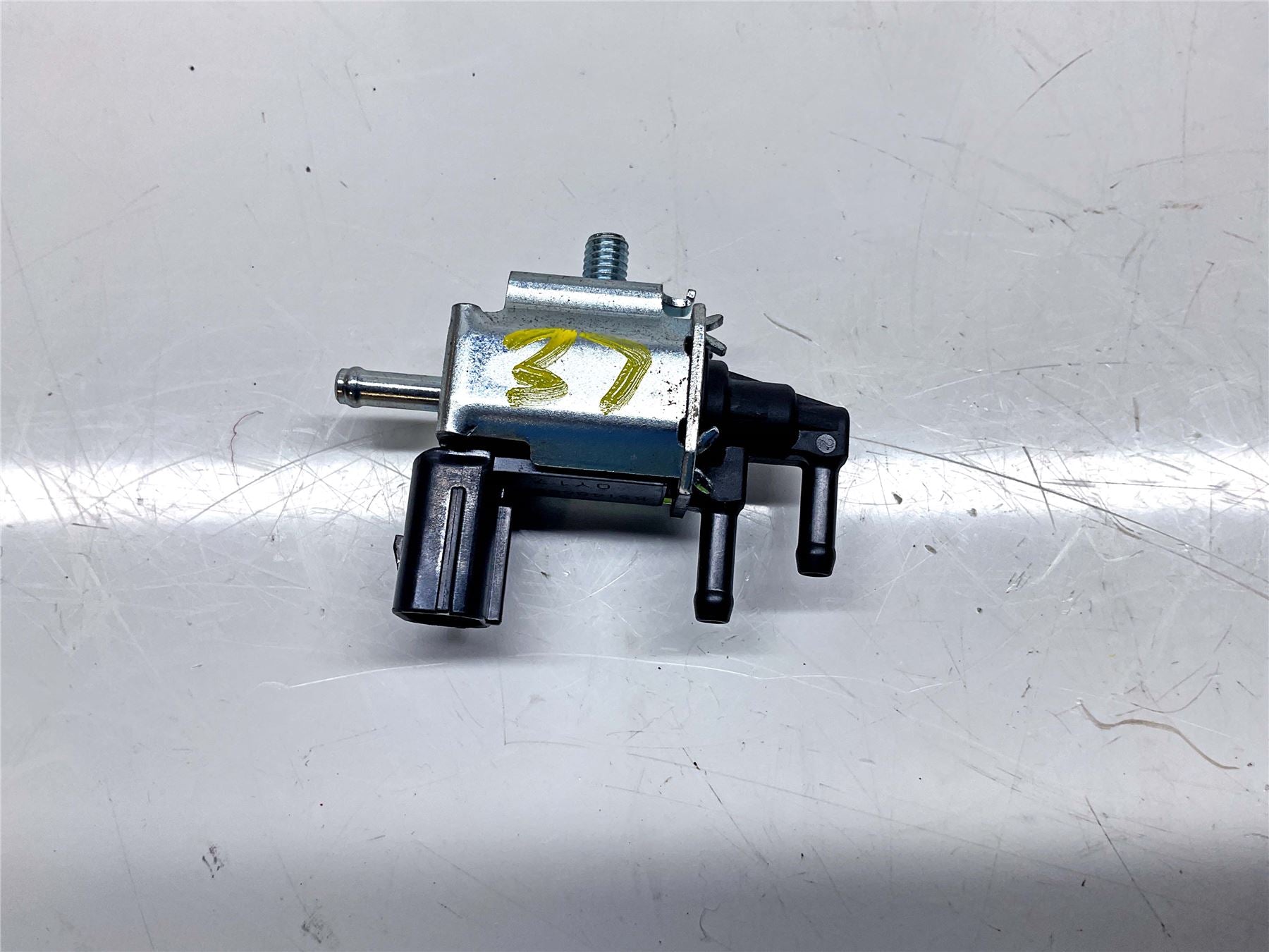 ハルイロウサギ 2021 Kawasaki Z H2 ZR1000 ABS Purge Control Solenoid Valve