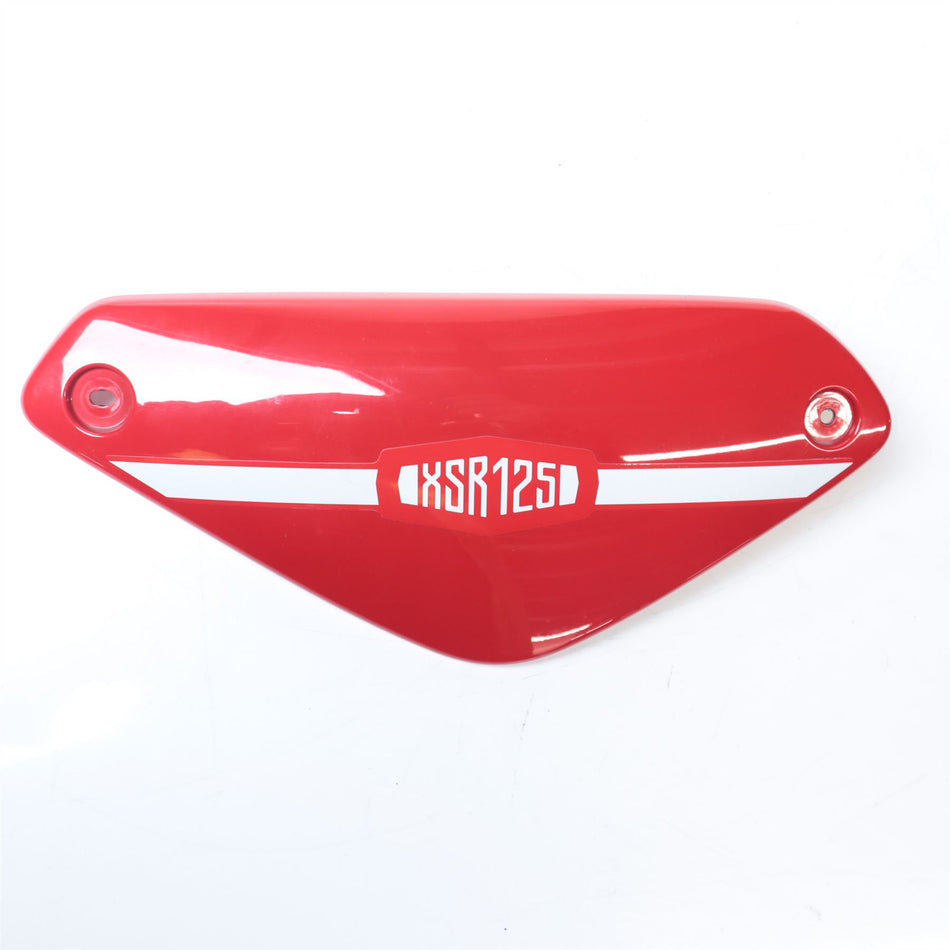 YAMAHA XSR125 Right Side Cover (Red) - BFG-F1721-00-P0