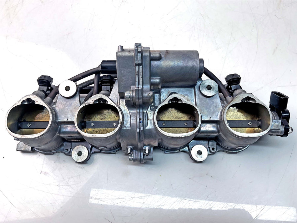 2022 Honda CBR1000RR-R Fireblade SP Throttle Bodies - 4000 Miles - 16400MKRD61