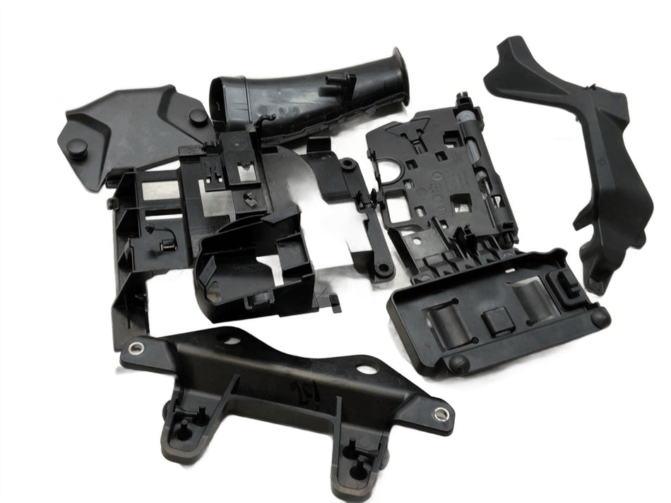 2025 BMW F900XR Assorted Black Plastic Parts 7111790613