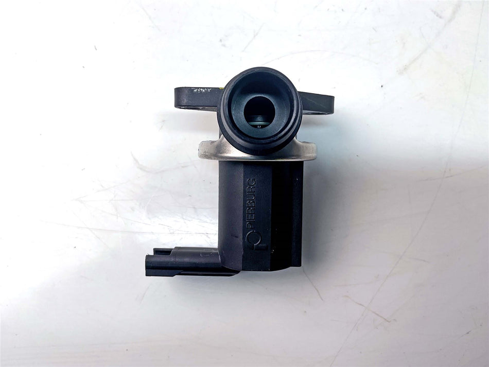 2023 BMW M1000R Air Injection Valve  - 11737708937
