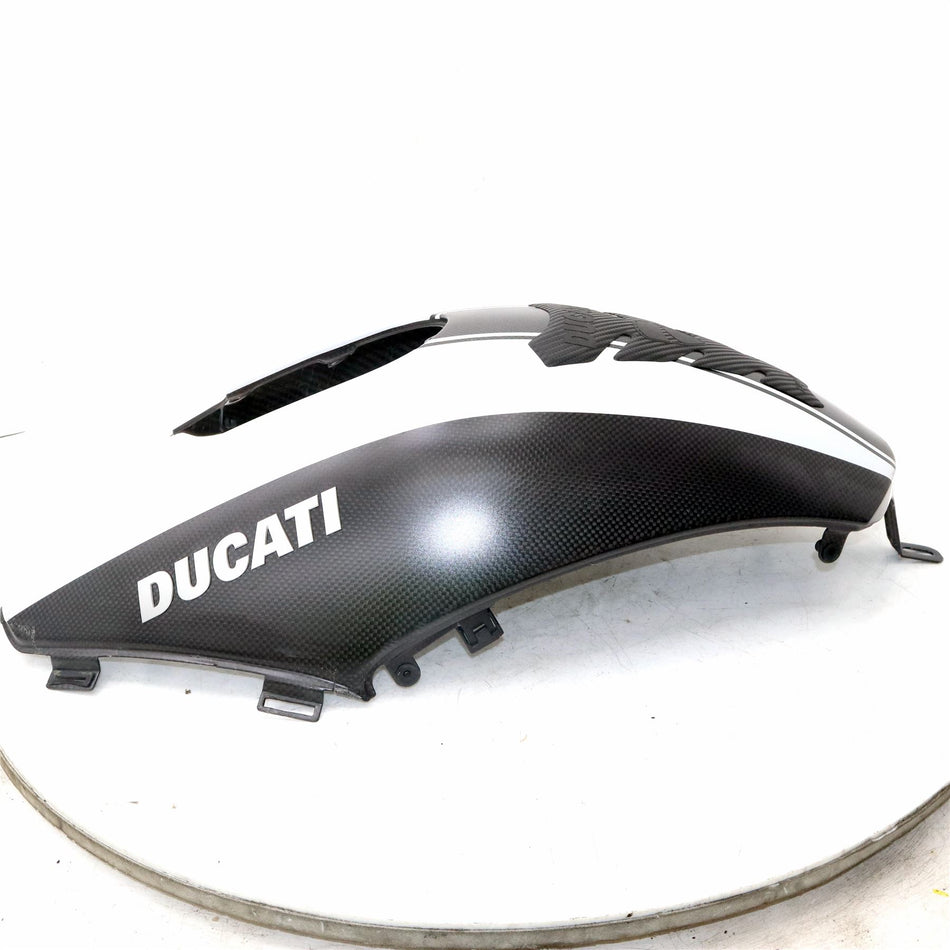 2016 DUCATI DIAVEL CARBON Fuel Tank Cover - 48015221AX