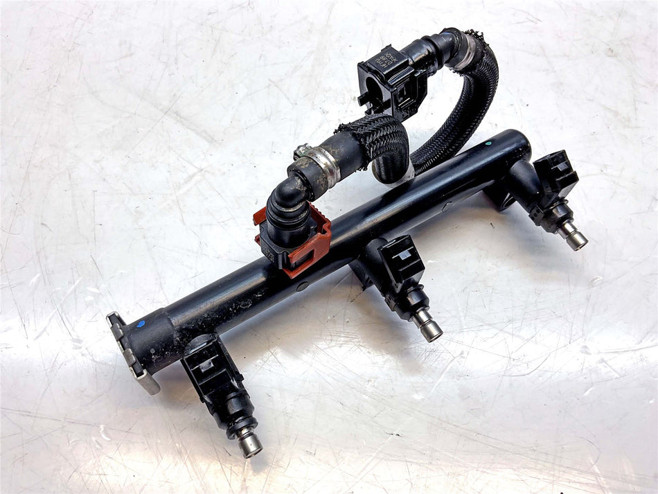 2023 Triumph Tiger 660 Sport Fuel Rail - T1246400