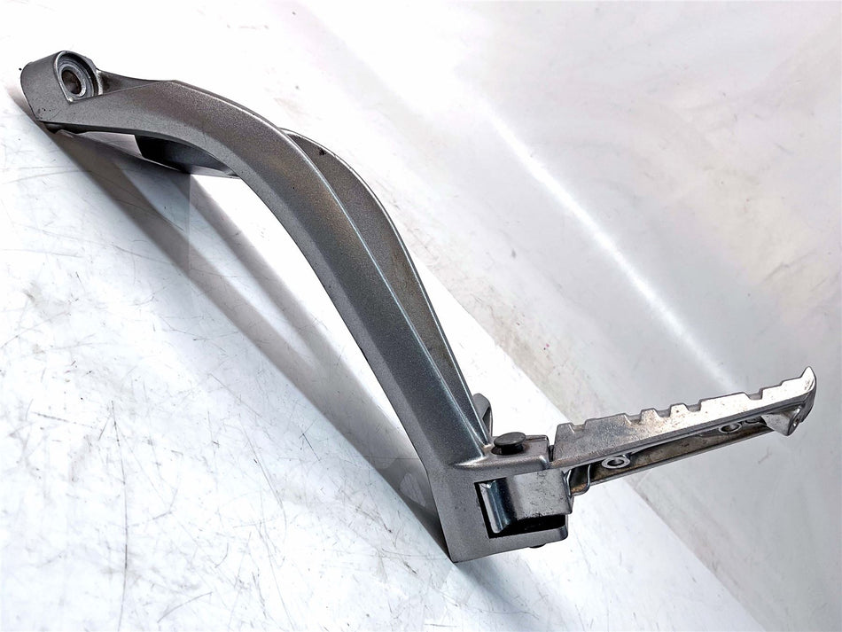 2009 Yamaha FZ1 Rear Right Footrest & Hanger - 2D12742L1000