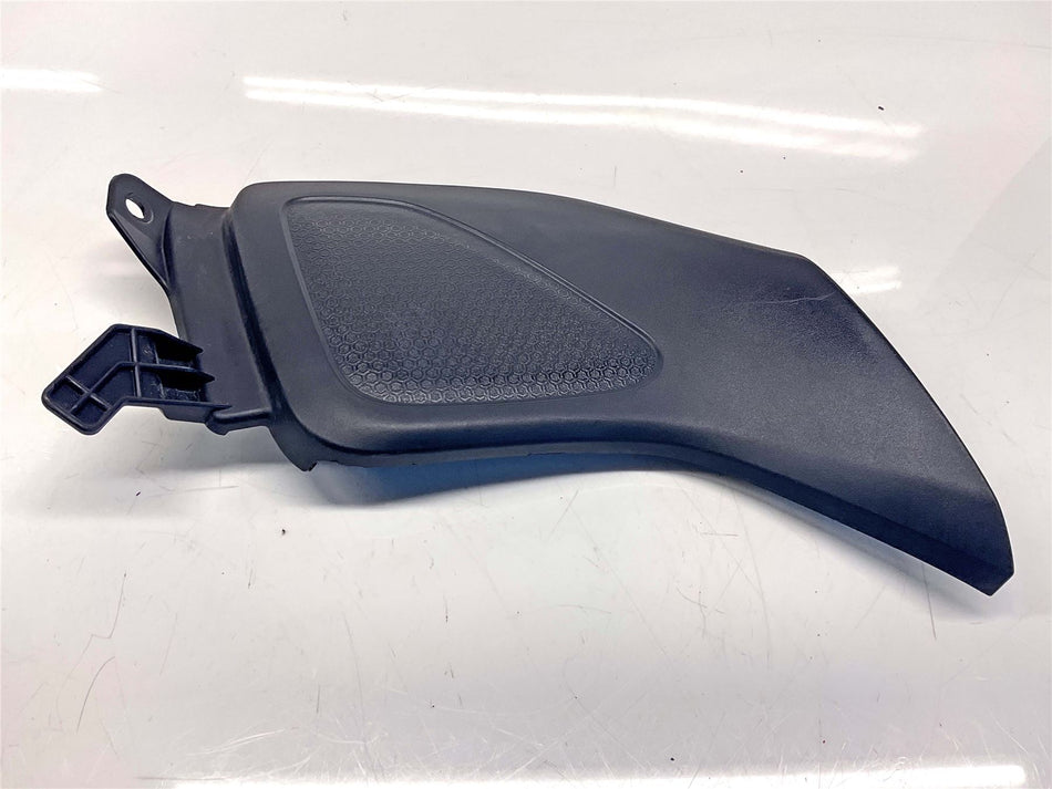 2024 Yamaha MT-125 Right Knee Grip - B7D-F4122-00