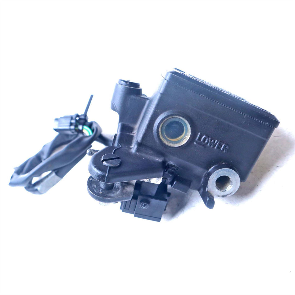 2016 Yamaha MT-10 Front Brake Master Cylinder - 1XB2580A00