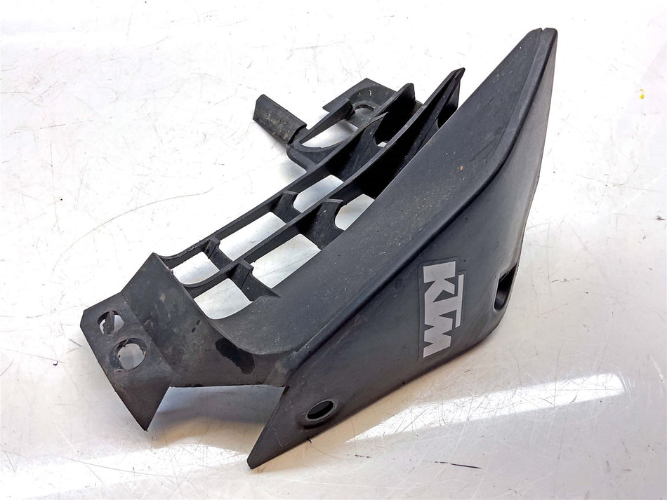 2022 KTM Duke 125 Left Radiator Fairing - 93035034100
