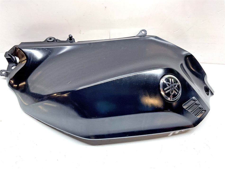 2023 Yamaha YZF-R 125 Lefthand Tank Fairing - BNUF412900