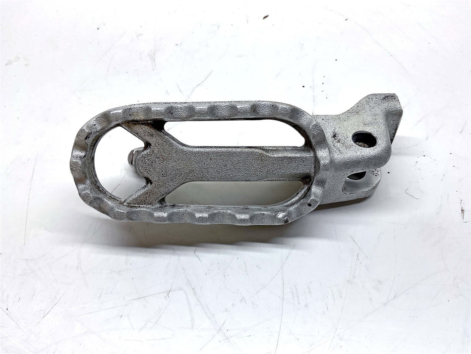 2022 Triumph Tiger 900 GT Pro Left Front Footrest - T2083867