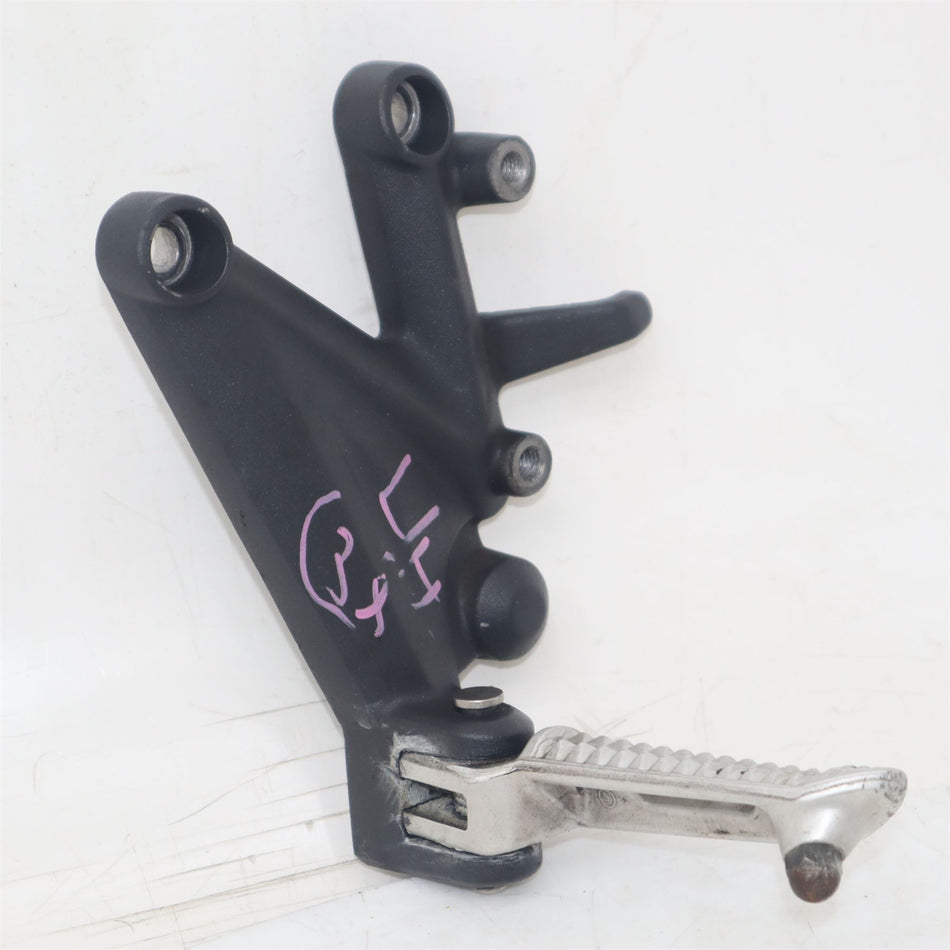 2012 TRIUMPH STREET TRIPLE 675R L/H Front Footrest Hanger - T2080914