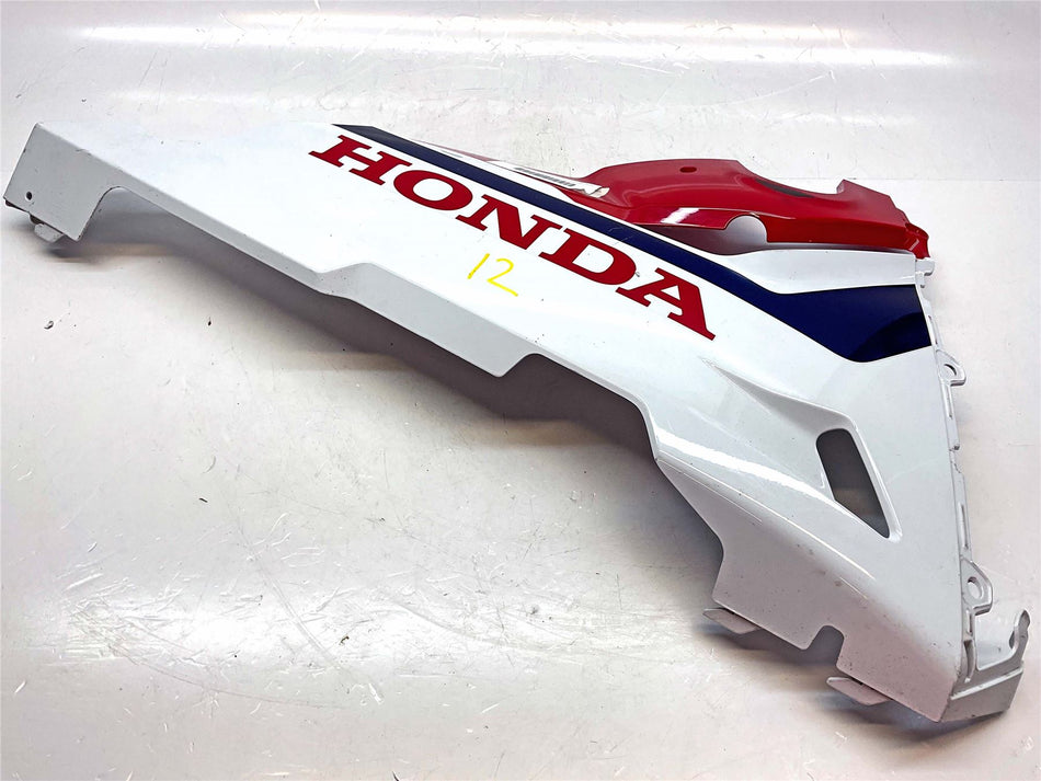 Honda CBR1000RR Fireblade honda sp right belly panel