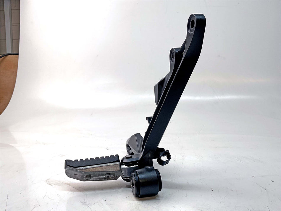 2014 Kawasaki Z1000 SX Right Pillion Footrest & Peg - 340280315