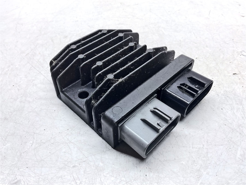 2016 Triumph Street Twin Regulator Rectifier - T1300675