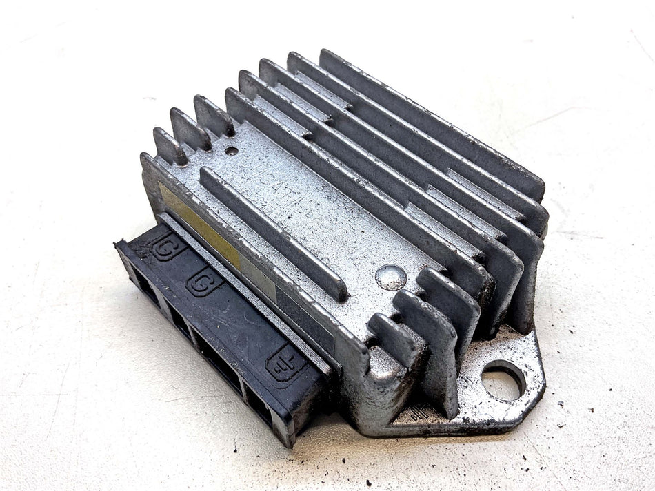 1982 Vespa PX125 Regulator Rectifier