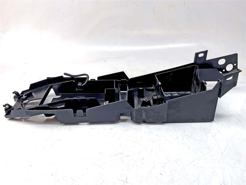 2009 Yamaha FZ1 Tail Fairing / Undertray - 2D18212B0200