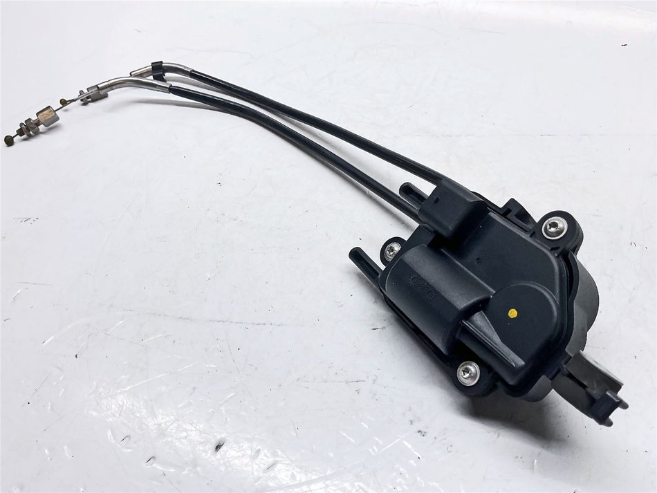 2023 BMW M1000R Servo Motor - 18519443059