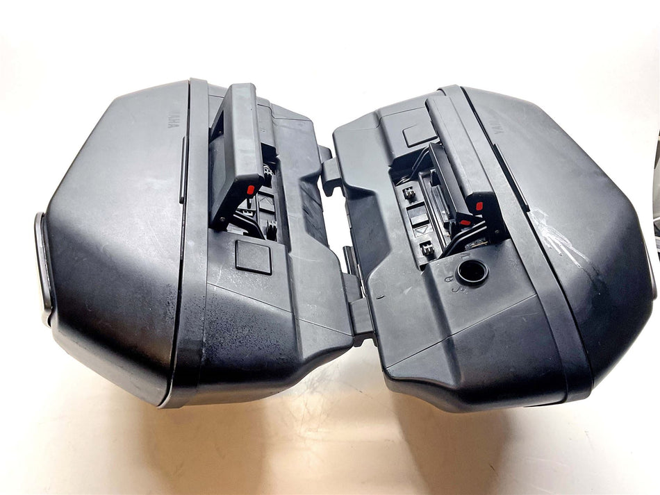2022 Yamaha Tracer 9 GT Yamaha Genuine Panniers - B5UF831X2000