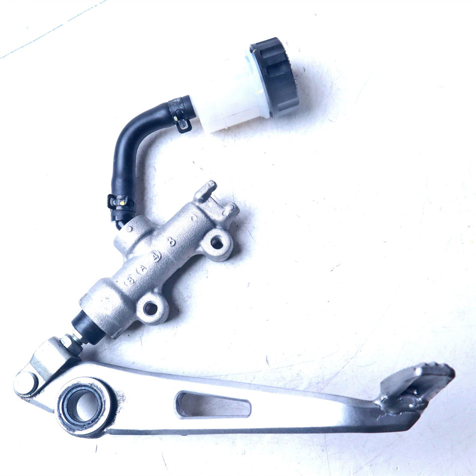 2018 Kawasaki Z900 ZR900 Rear Master Cylinder & Lever - 430150650