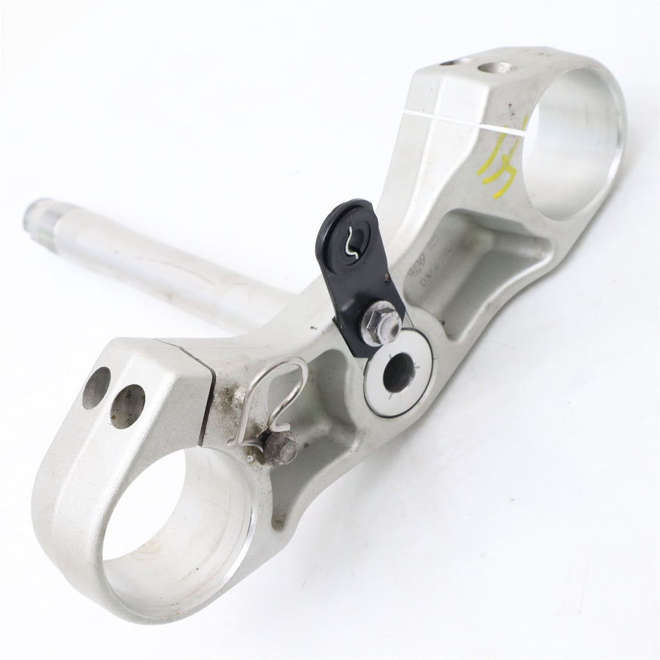 2012-2015 TRIUMPH TIGER 1200 Explorer Bottom Yoke - T2041550