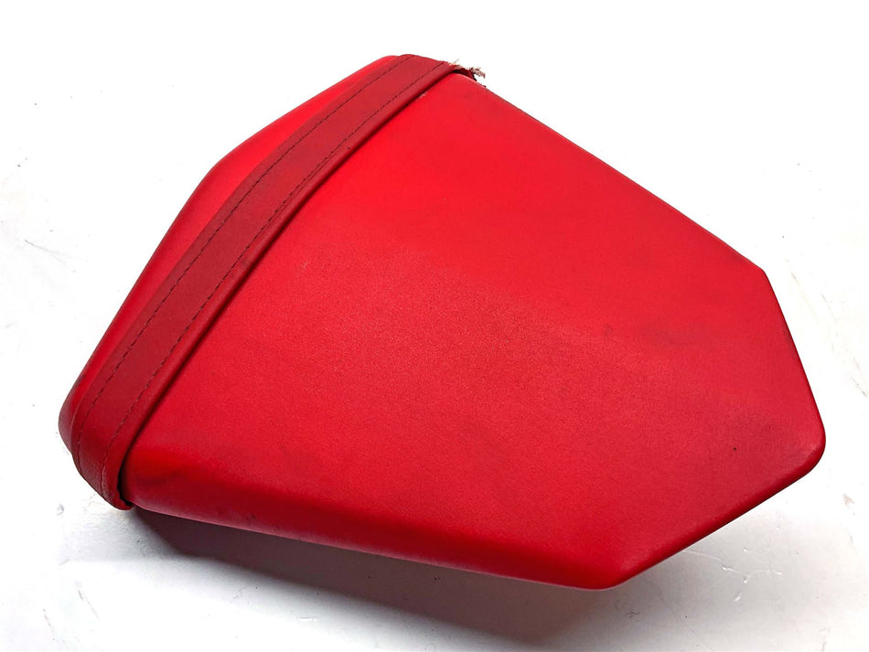 2007 Yamaha YZF R6 Pillion Rear Seat Cover - 2C02477A00P2