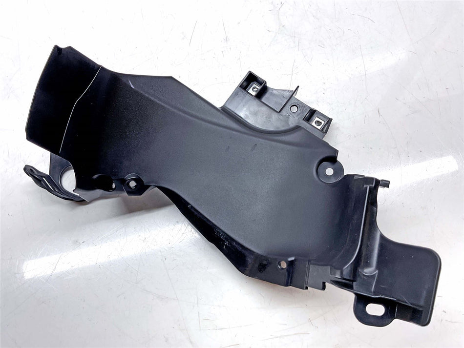 2025 Yamaha Tracer 9 Duct 1 - BRN2838N