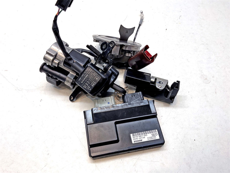 202510 Honda CBR650R Full Lock Set &  ECU - 1630 Miles - 38770MKYE83