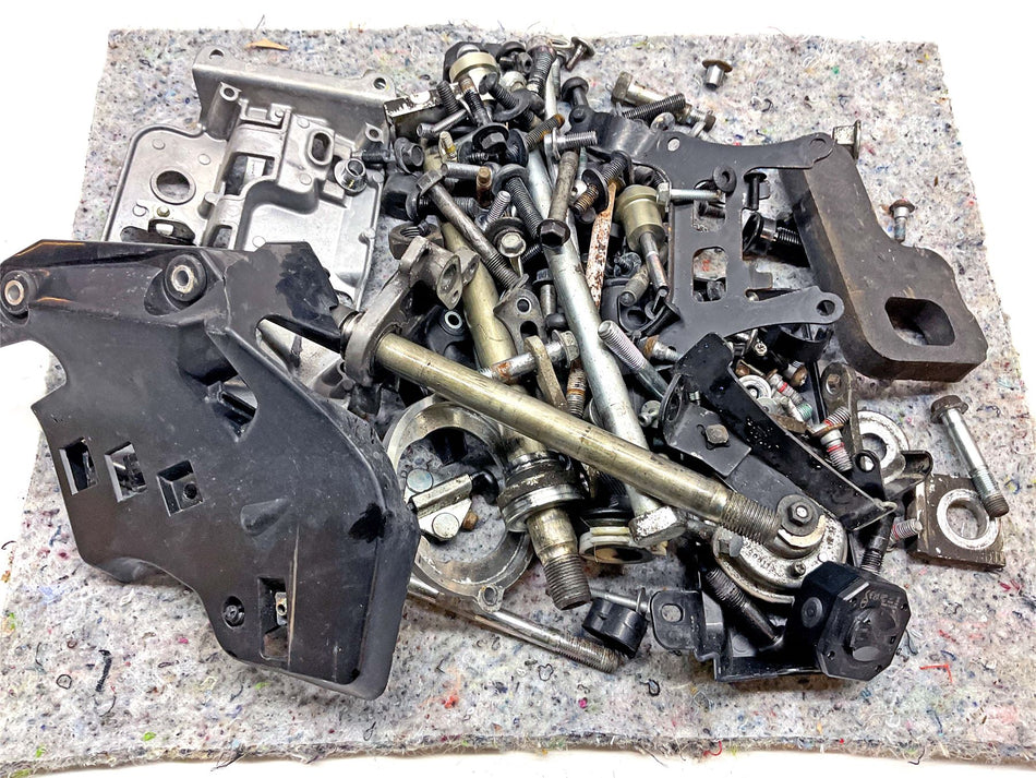 2016 Yamaha Tracer 900 Assorted Nuts, Bolts & Fixings
