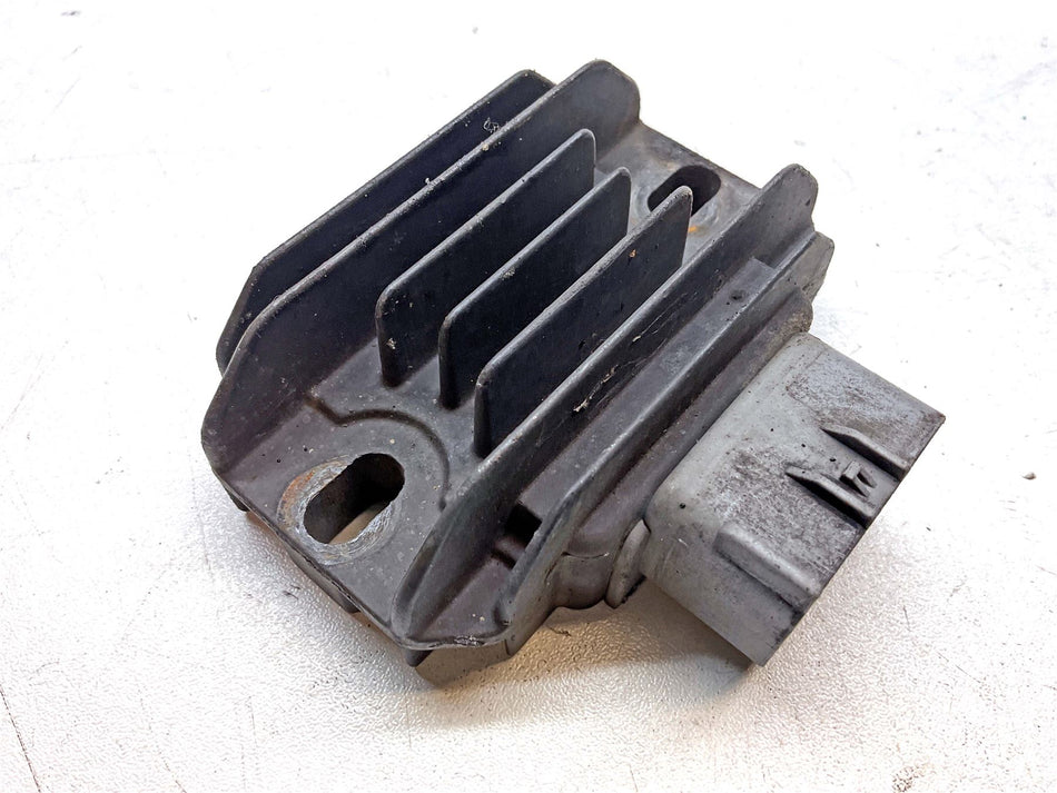 2010 Suzuki DR125 Regulator Rectifier - 32800-05F20-000