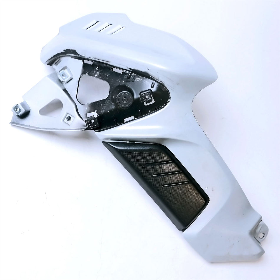 2019 Yamaha MT-10 Left Tank Panel - B672412900P2