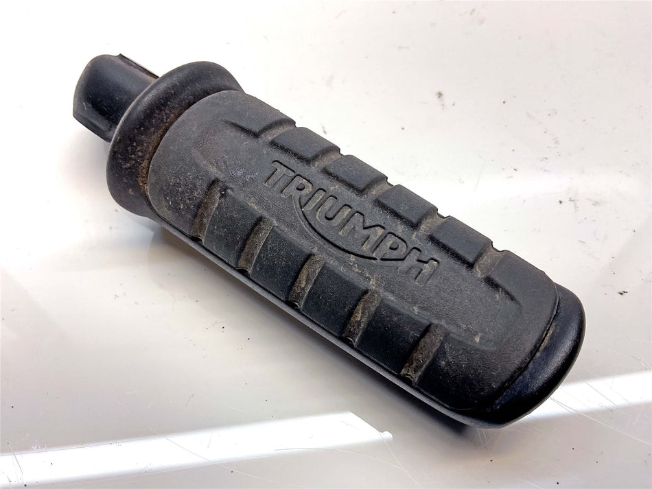 2019 Triumph Bonneville T100 Black Rear Right Footrest / Peg - T2082144