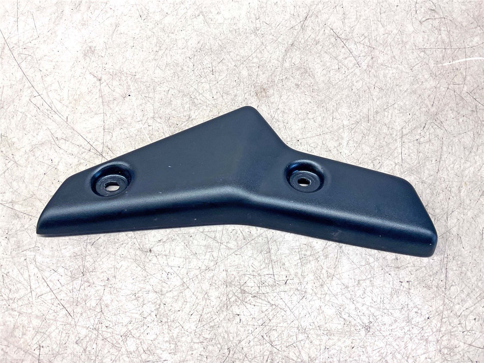 2022 Triumph Street Triple R Right Rad Trim - T2316121