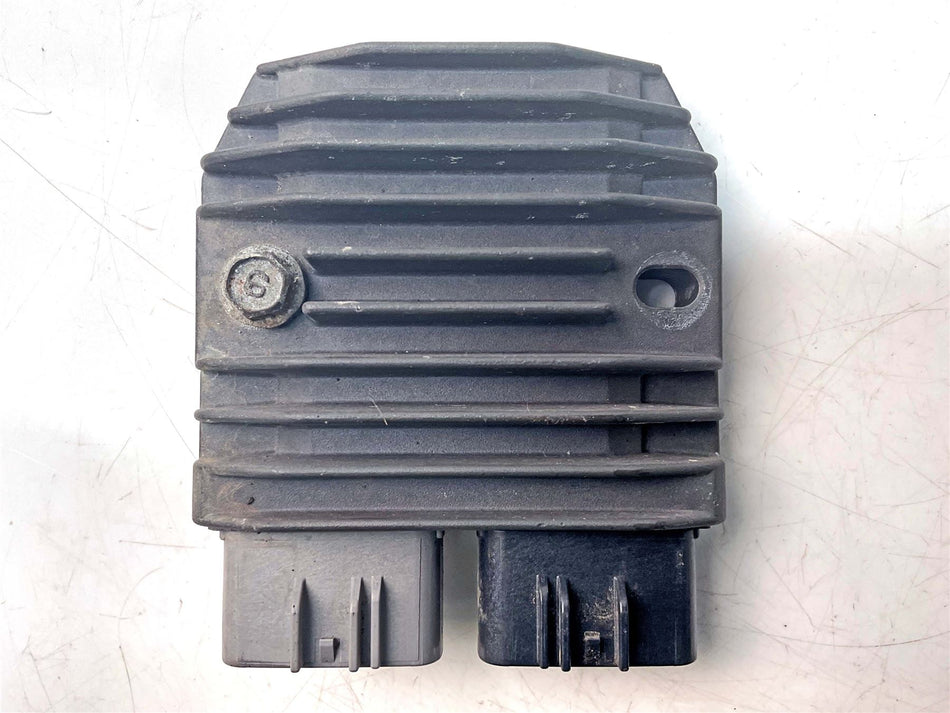 2002 Yamaha YZF R1 Regulator Rectifier - 4JH819600100