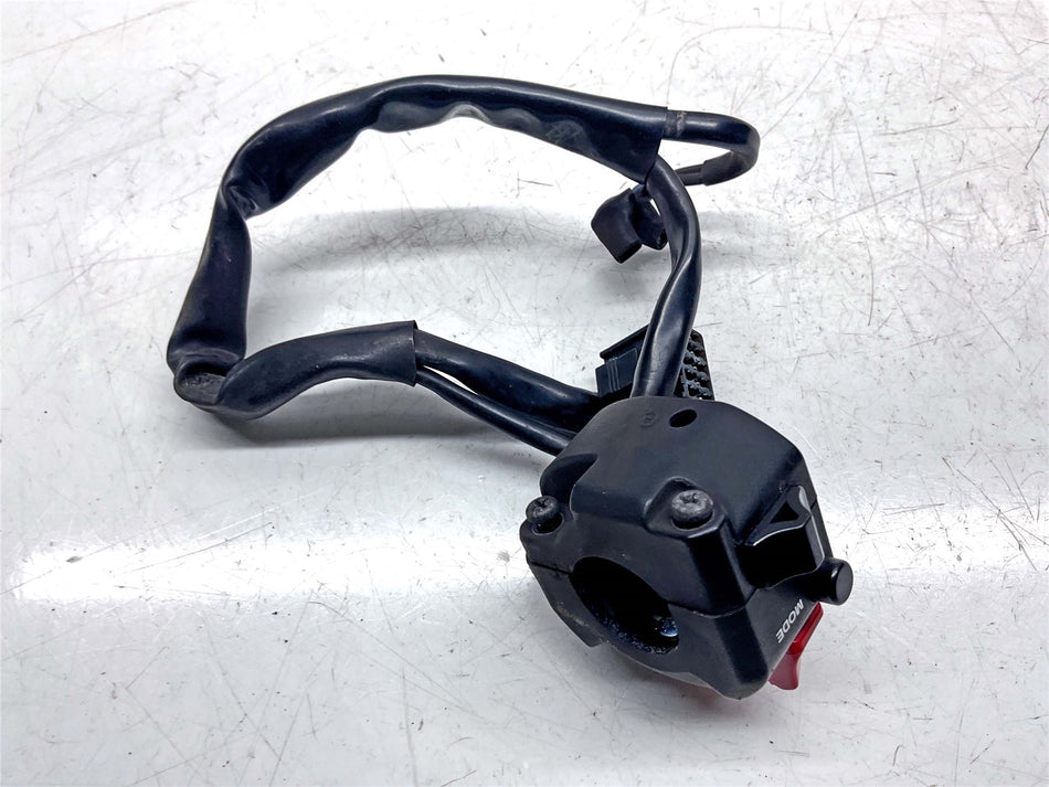2014 Yamaha MT-09 Switchgear Right - 4KG2628100