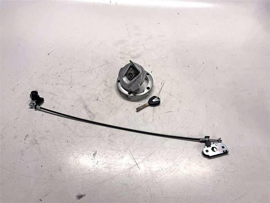2023 CF-Moto 450SR Fuel cap & seat lock with key