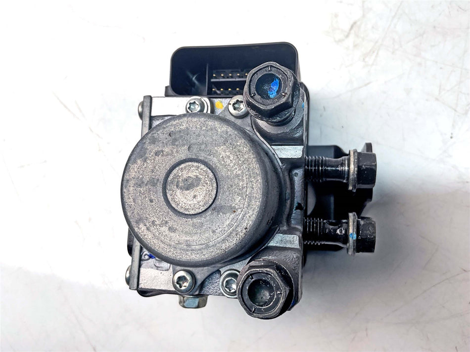 2016 Kawasaki Z800 ZR800 ABS ABS Pump - 160820746