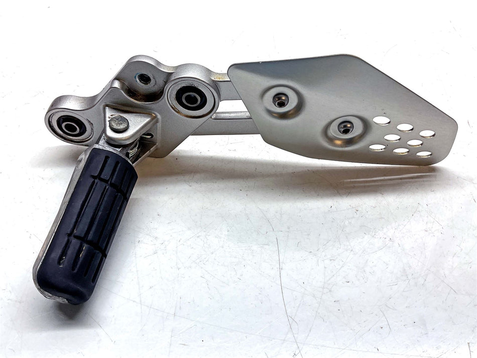 2015 Yamaha MT-07 Front Left Footrest & Hanger - 1WS274420000