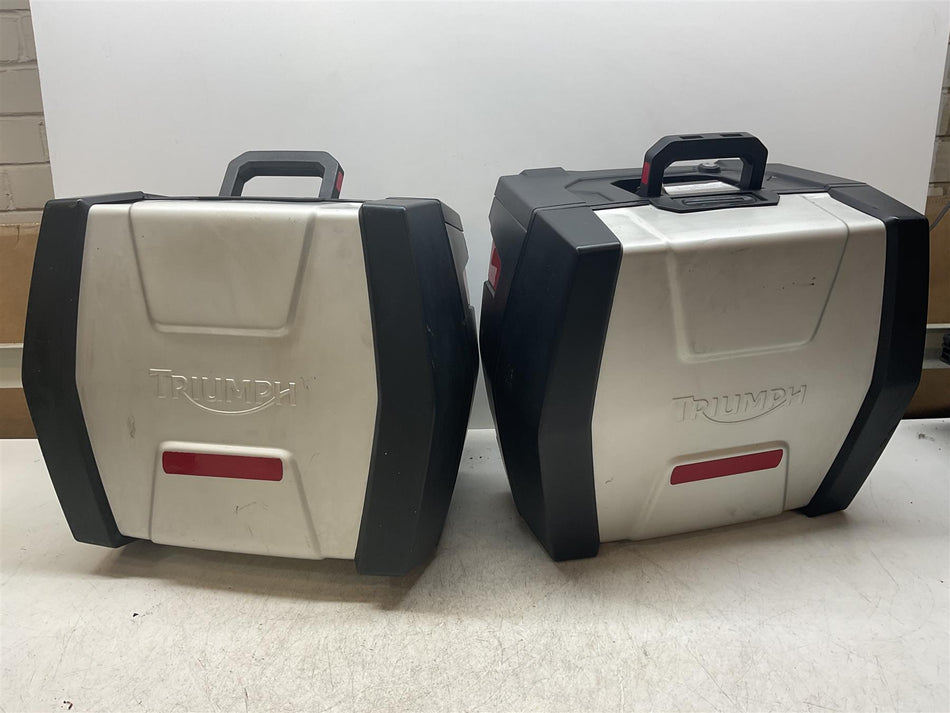 2014 Triumph Tiger 800 panniers