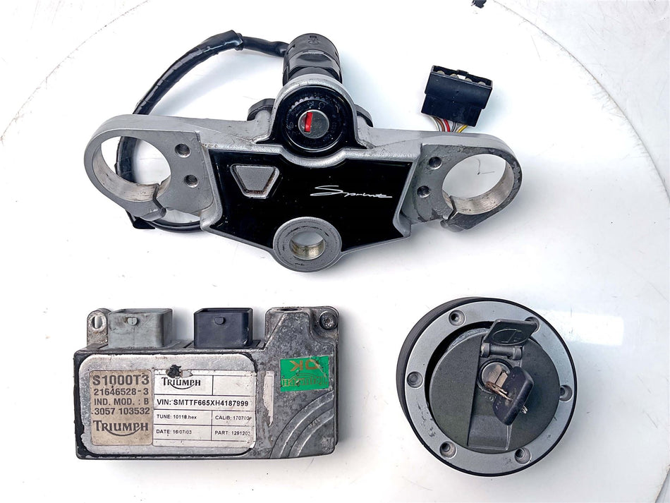 2004 Triumph Sprint ST Lock Set & ECU - T2501158