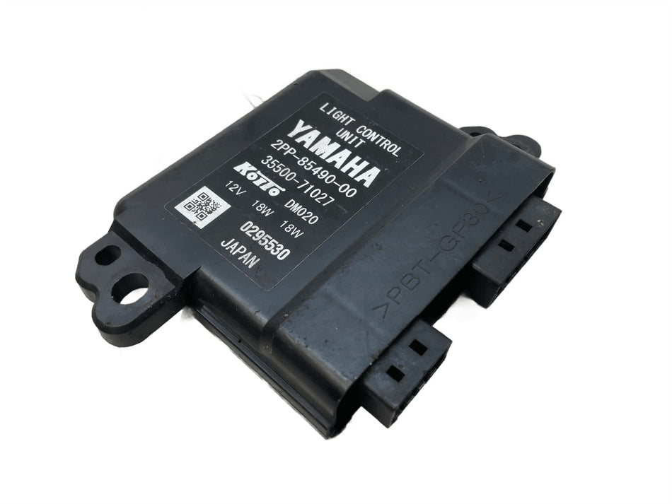2018 Yamaha Tracer 900 GT Light Control Unit 2PP8549000