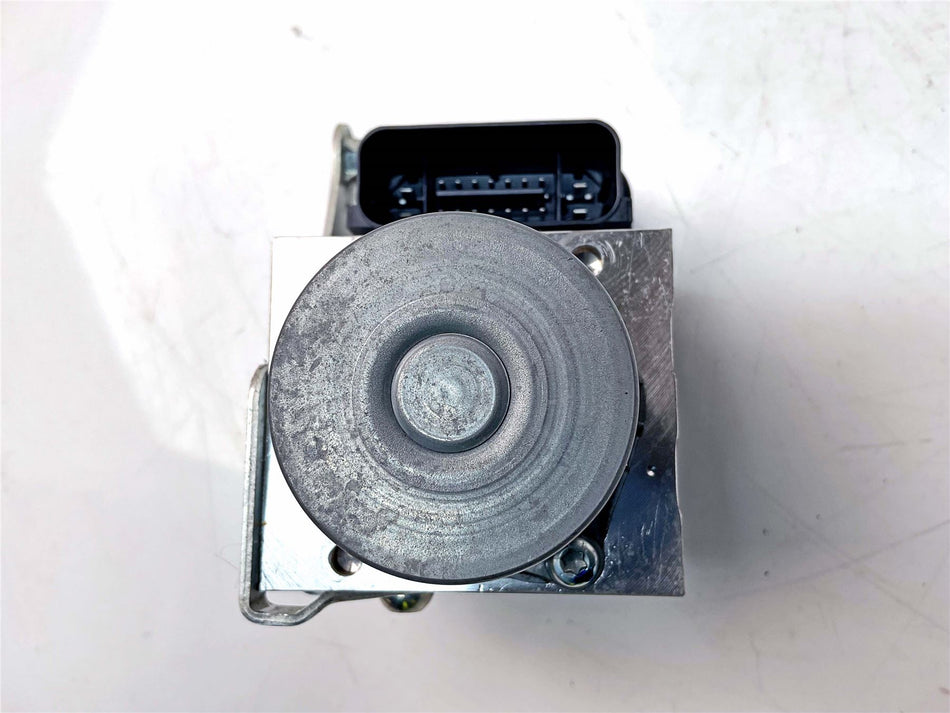 2018 Yamaha XSR900 ABS Pump - B50859301900