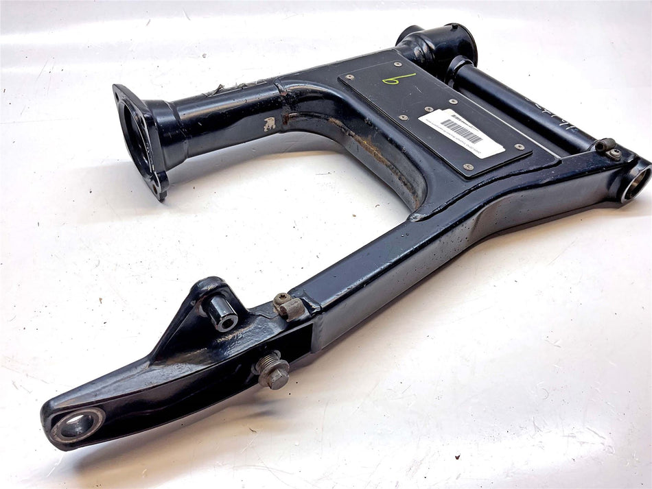 2005-2010 Triumph Rocket III swingarm assy