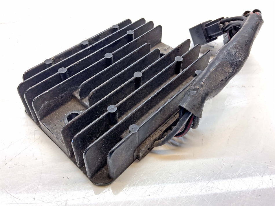 2008 Suzuki GSX650F Regulator Rectifier - 32800-47H00-000