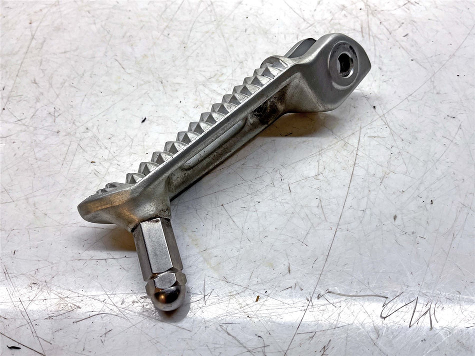 2024 Triumph Tiger 800 Left Front Footrest - T2082830