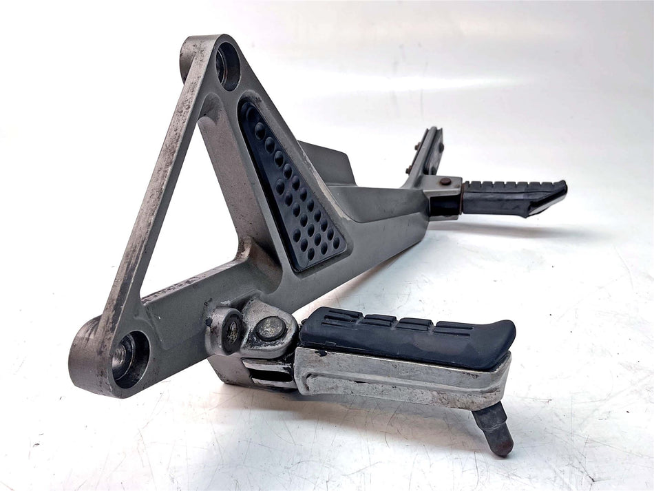 2001 Honda CB600F HORNET Left Footrest  & Front / Rear Pegs - 50750MBZD00ZA