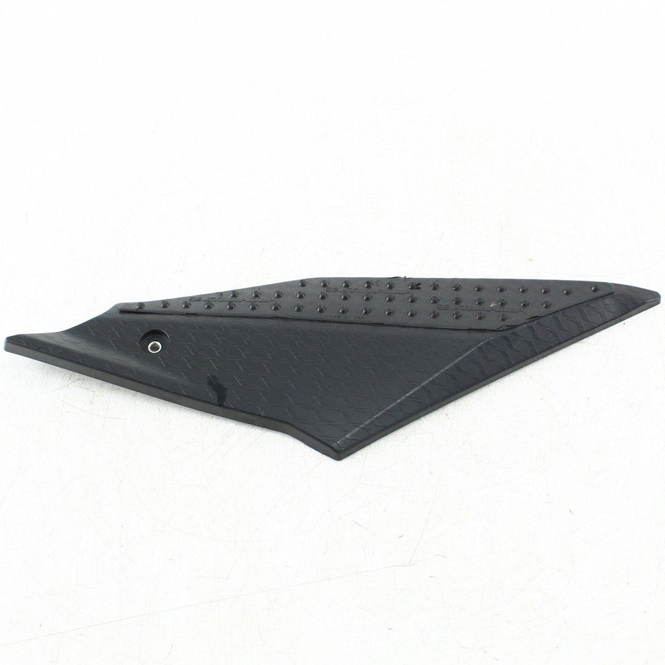 2015-2016 YAMAHA YZF R1 Left Side Tank Trim - Black - 2CR-24108-01