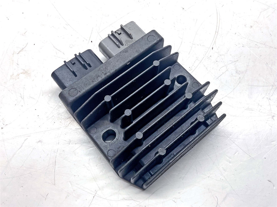 2019 Triumph Tiger 800 XR Regulator Rectifier - T1300675
