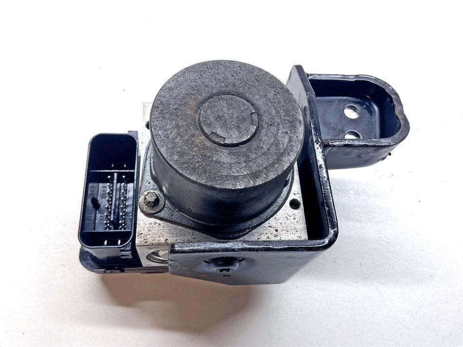 2015 Harley-Davidson Dyna Street Bob   ABS Pump - 48341-12