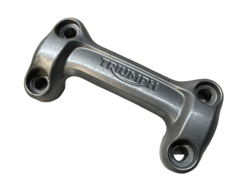 2024 Triumph Scrambler 400X Handlebar Clamp Bridge T2048505